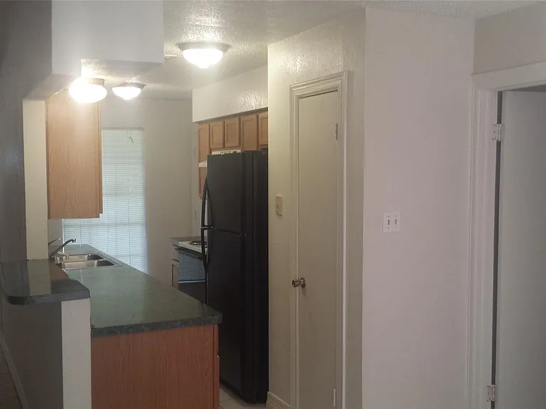 10942 Dunvegan Way — Photo 6