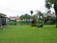 2nd image of 325 Lakeside Ct #231