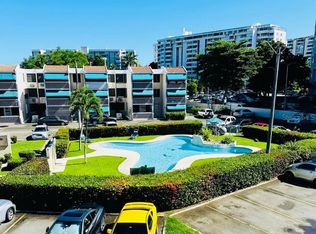 8 Avenida Laguna #C30, Carolina, PR 00979
