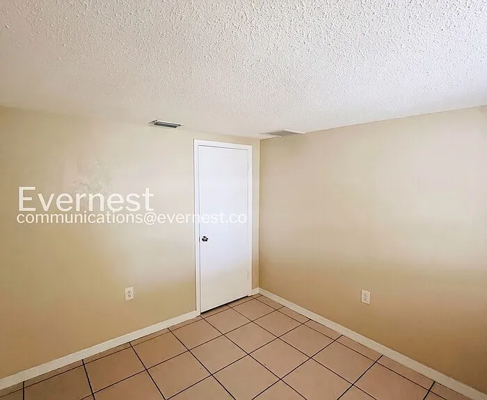 9130 Chatam Ln — Photo 15