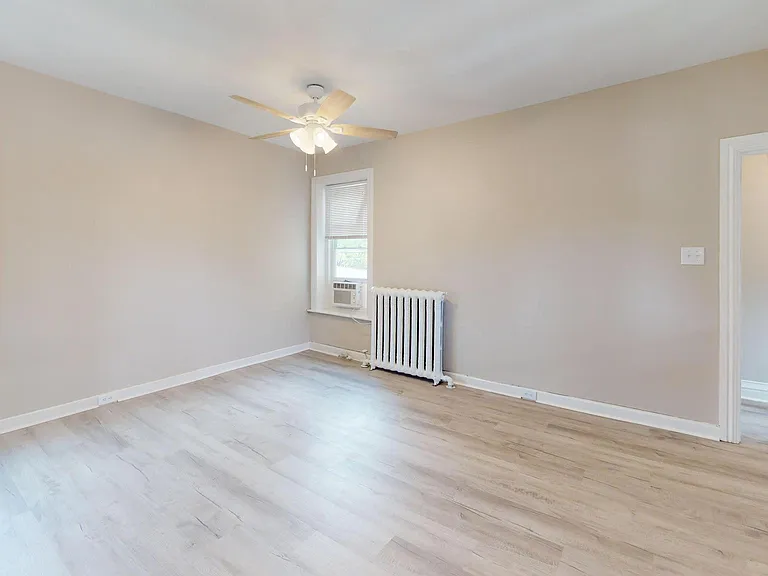 602 Arch St #B — Photo 15
