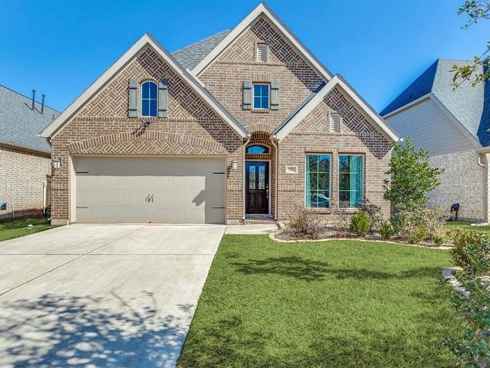 1st image of 226 N Bearkat Ct