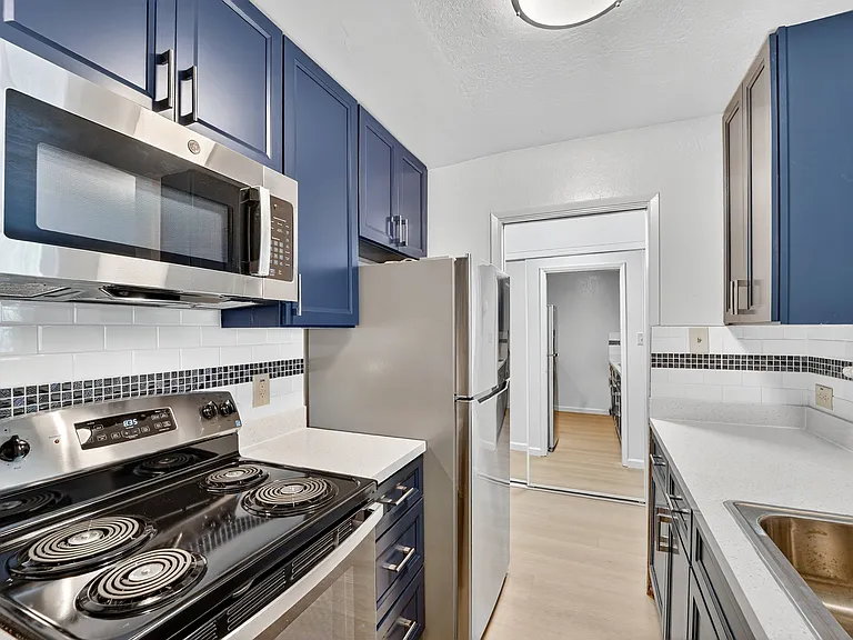 2610 Regent St. — Photo 6
