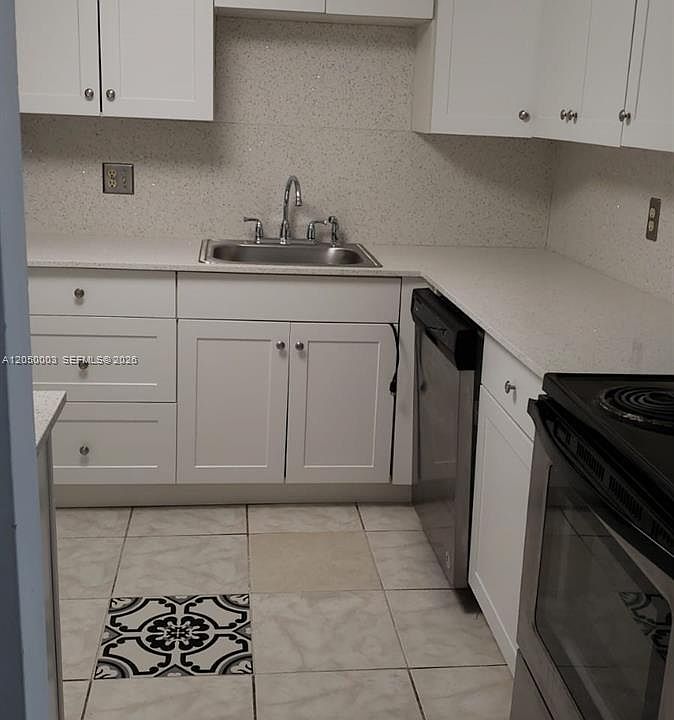 1st image of 500 Executive Center Dr APT 4E