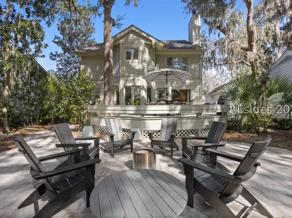 11 Wax Myrtle Ct, Hilton Head Island, SC 29926