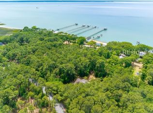 25 Vista Blvd E, Saint Helena Island, SC 29920