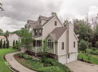 9 Colonial Farm Rd, Haverhill, MA 01832