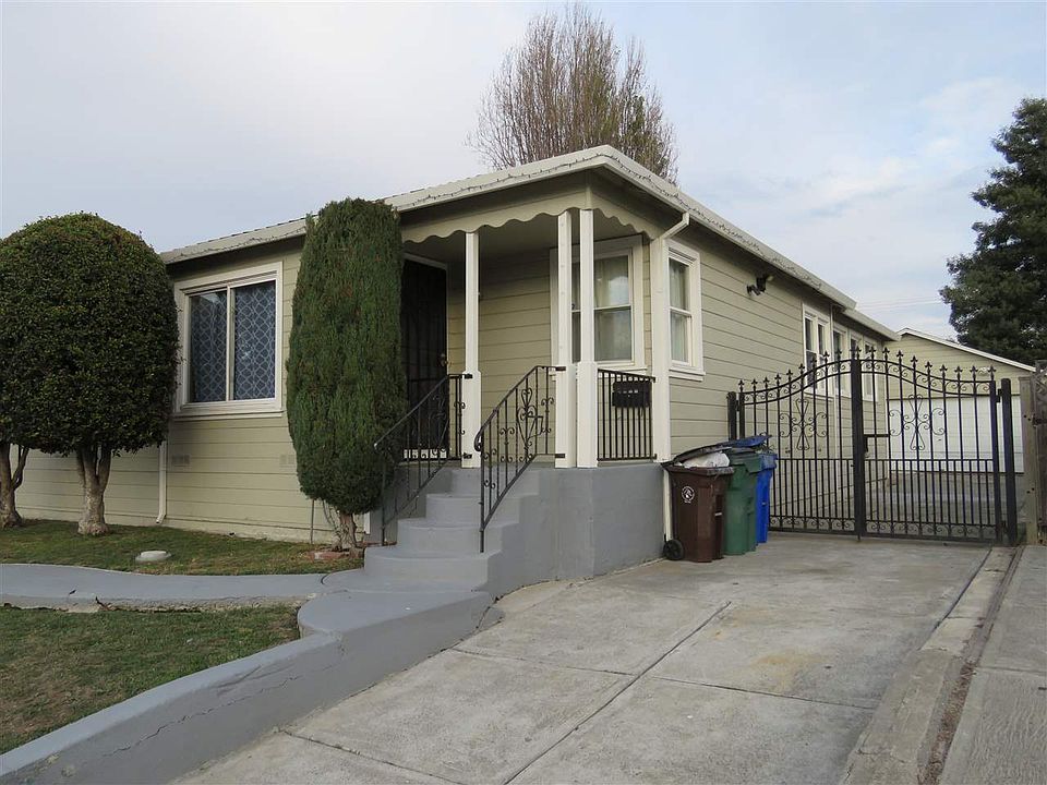 1st image of 228 S 16th St