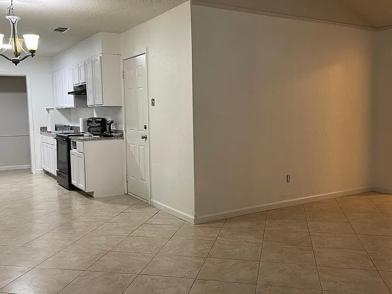 6961 Yorkston St — Photo 13
