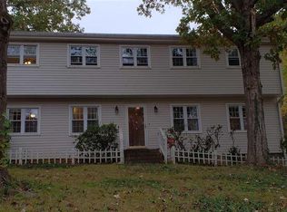 4101 Pickwick Dr, Raleigh, NC 27613