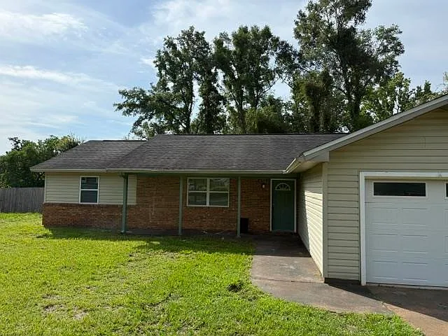 2145 Portsmouth Cir — Photo 1