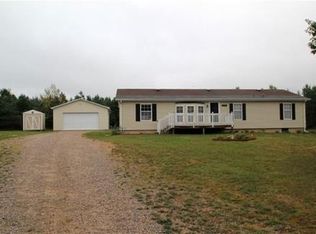 2891 N Hulbert Rd, Interlochen, MI 49643