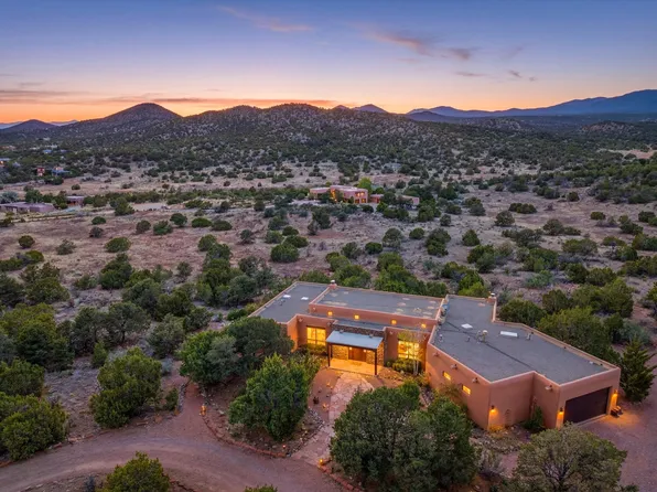 25 Buen Pastor, Santa Fe, NM 87508