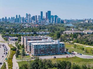 63 N Inglewood Park SE #612, Calgary, AB T2G 1B7