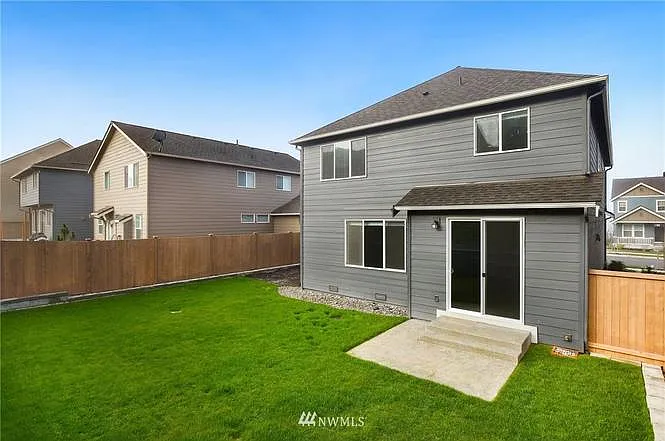 2730 Saga Ct NE — Photo 4