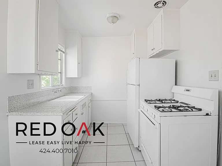 1214 1/4 S Orange Grove Ave #1214-1/4 — Photo 2