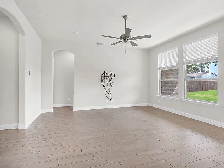 7243 Crowell Ave — Photo 14