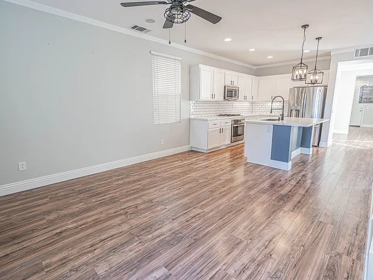 23239 Barnacle Ln — Photo 5