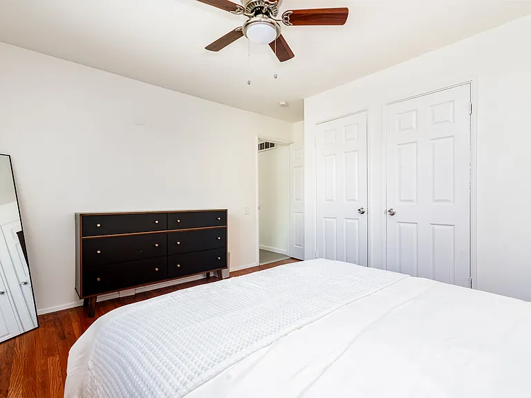 720 Jamaica Pl — Photo 16