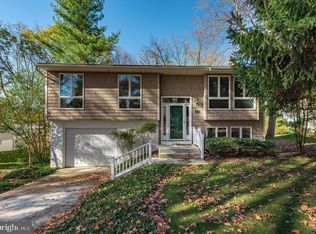 5448 Hound Hill Ct, Columbia, MD 21045