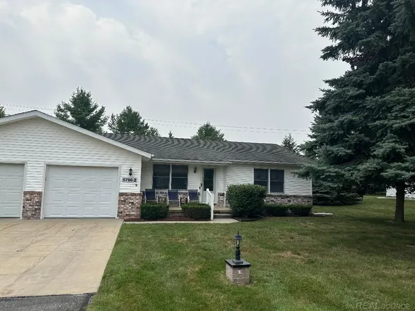 5796 Main St, Lexington, MI 48450