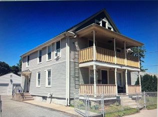 32 Dawson St, Pawtucket, RI 02861