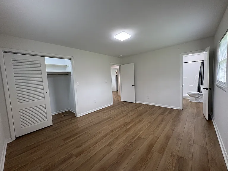 499 Greenwell Ct — Photo 18