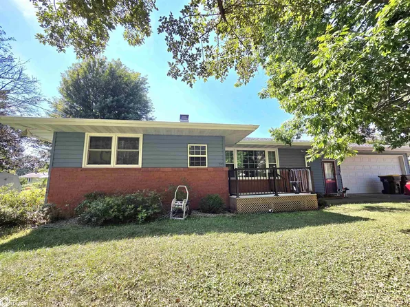 410 S Jackson St, Osceola, IA 50213