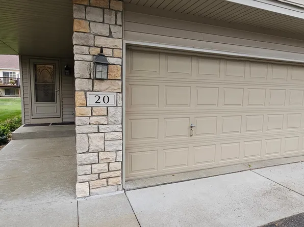 1 Lilac Ln #20, Farmington, MN 55024
