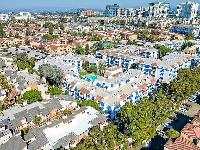 8328 Regents Rd #3E — Photo 40
