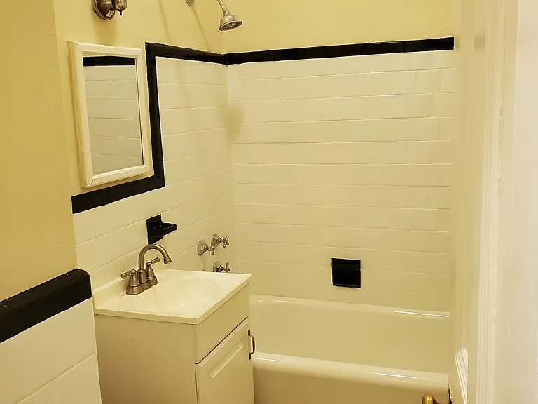 1470 Beacon St #6 — Photo 15