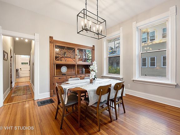 5th image of 1723 W Montrose Ave #1W