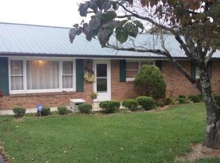 627 Old Stage Rd, Surgoinsville, TN 37873