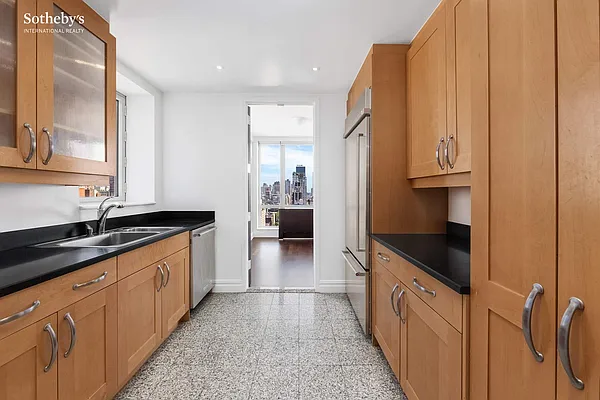 Rented by Sotheby's International Realty | media 3