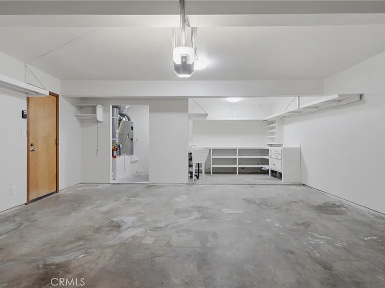 2744 E 20th St — Photo 13