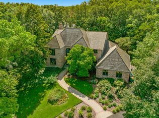 5N002 Dover Hill Rd, St Charles, IL 60175