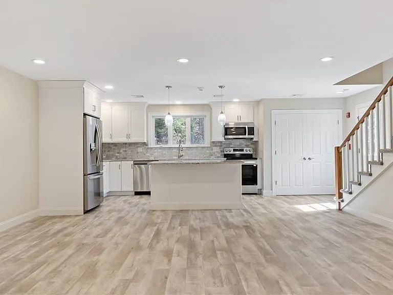 595 Saint Paul St #1 — Photo 10
