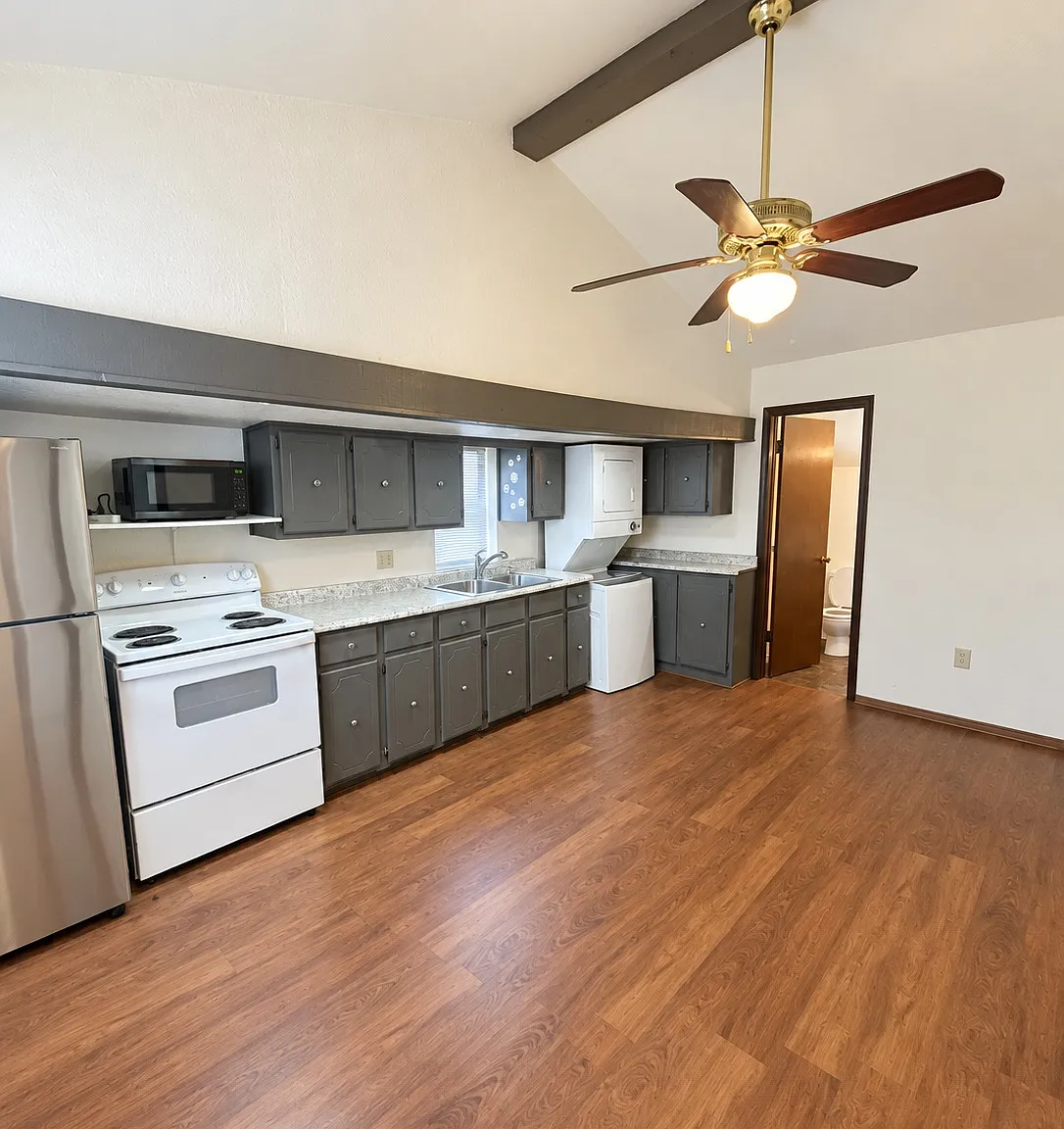 422 Elm Avenue #1/2 - 1 — Photo 2