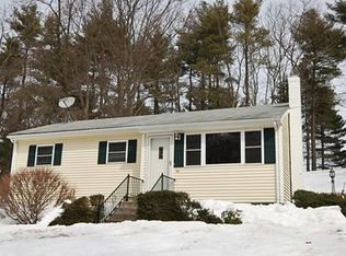 34 Pheasant Hill Rd, Franklin, MA 02038