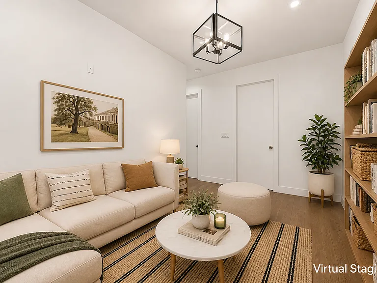 1612 Centre St #1R — Photo 2