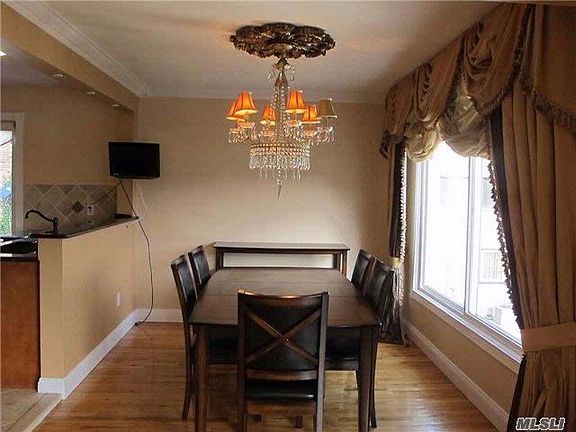 4th image of 1549 215th St #1
