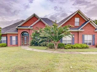 100 Monteray Dr, Vicksburg, MS 39183