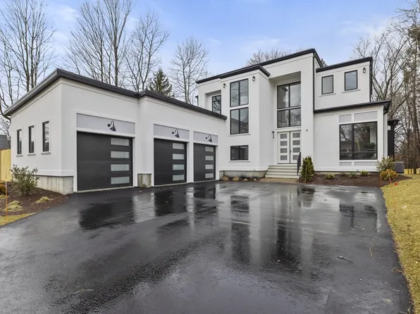4 Revere St, Lexington, MA 02420
