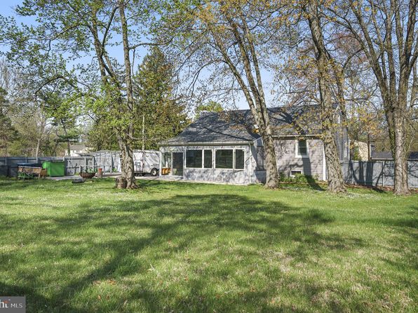 3172 Sunset Ave, East Norriton, PA 19403