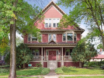 545 Ashland Ave APT 1, Saint Paul, MN, 55102