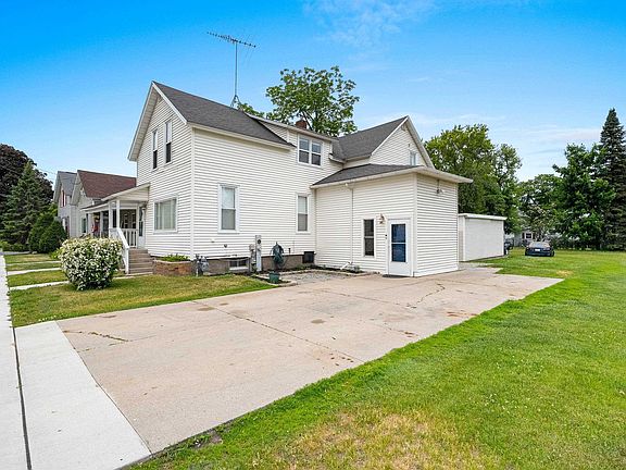 2nd image of 2528 Taylor St