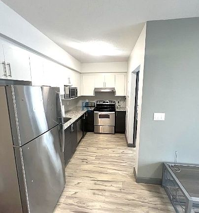 5th image of 237 Sunview St #258B