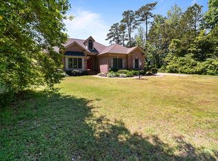 5222 Weaver Ln, Gloucester, VA 23061