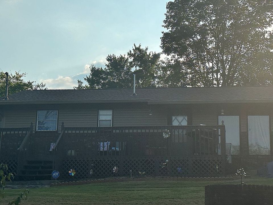 2nd image of 404 Ingram Inn