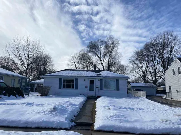 665 S Park Ave, Neenah, WI 54956